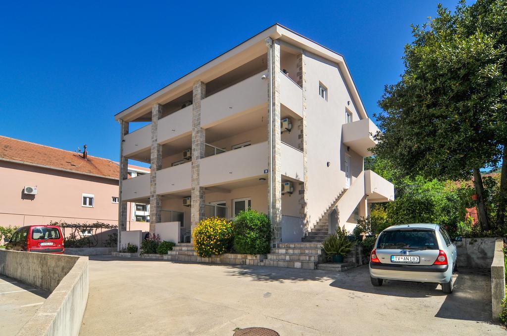 Apartments Samardzic Tivat Exterior foto